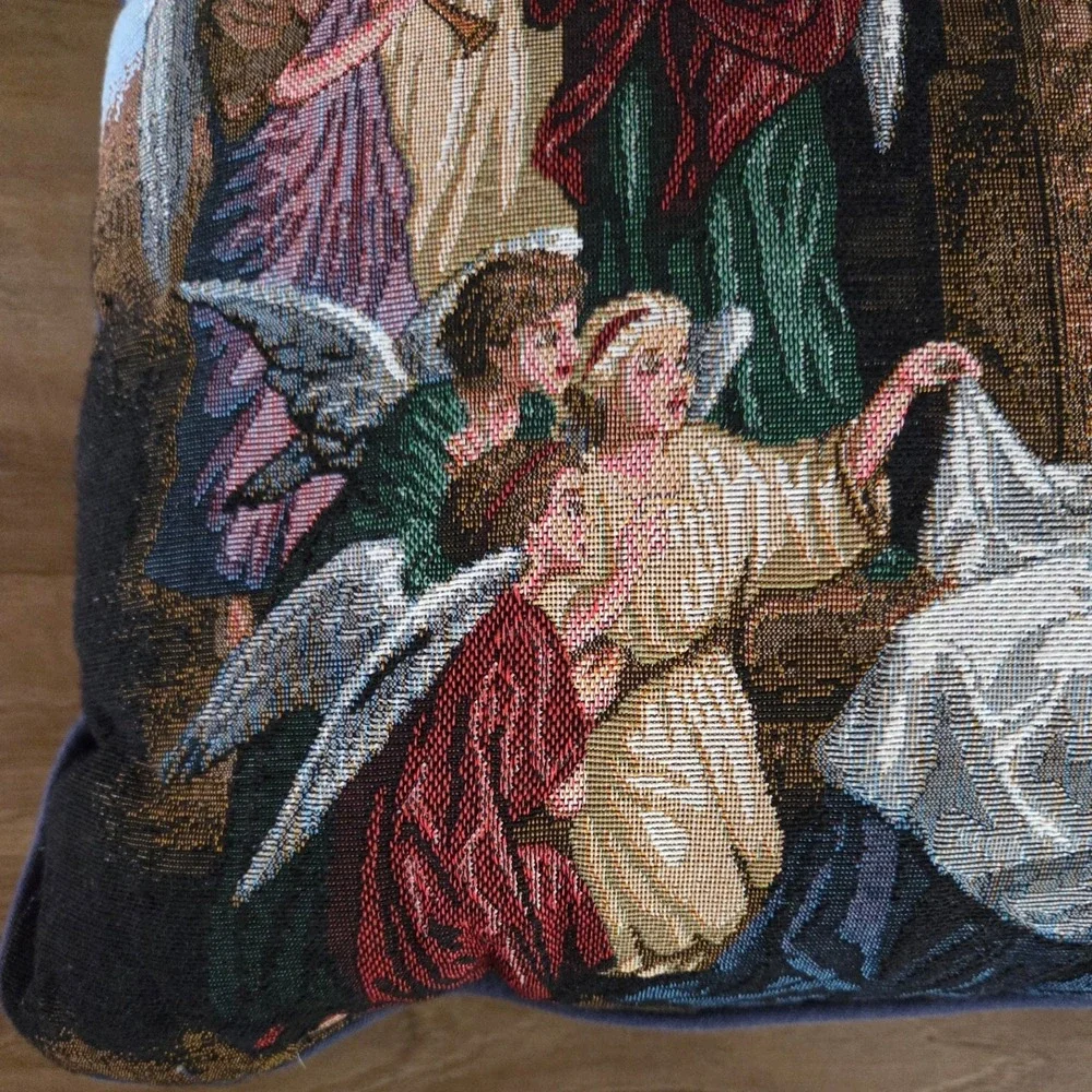 Religious Nativity Scene Angels Mary‎ Baby Jesus Tapestry Throw Pillow